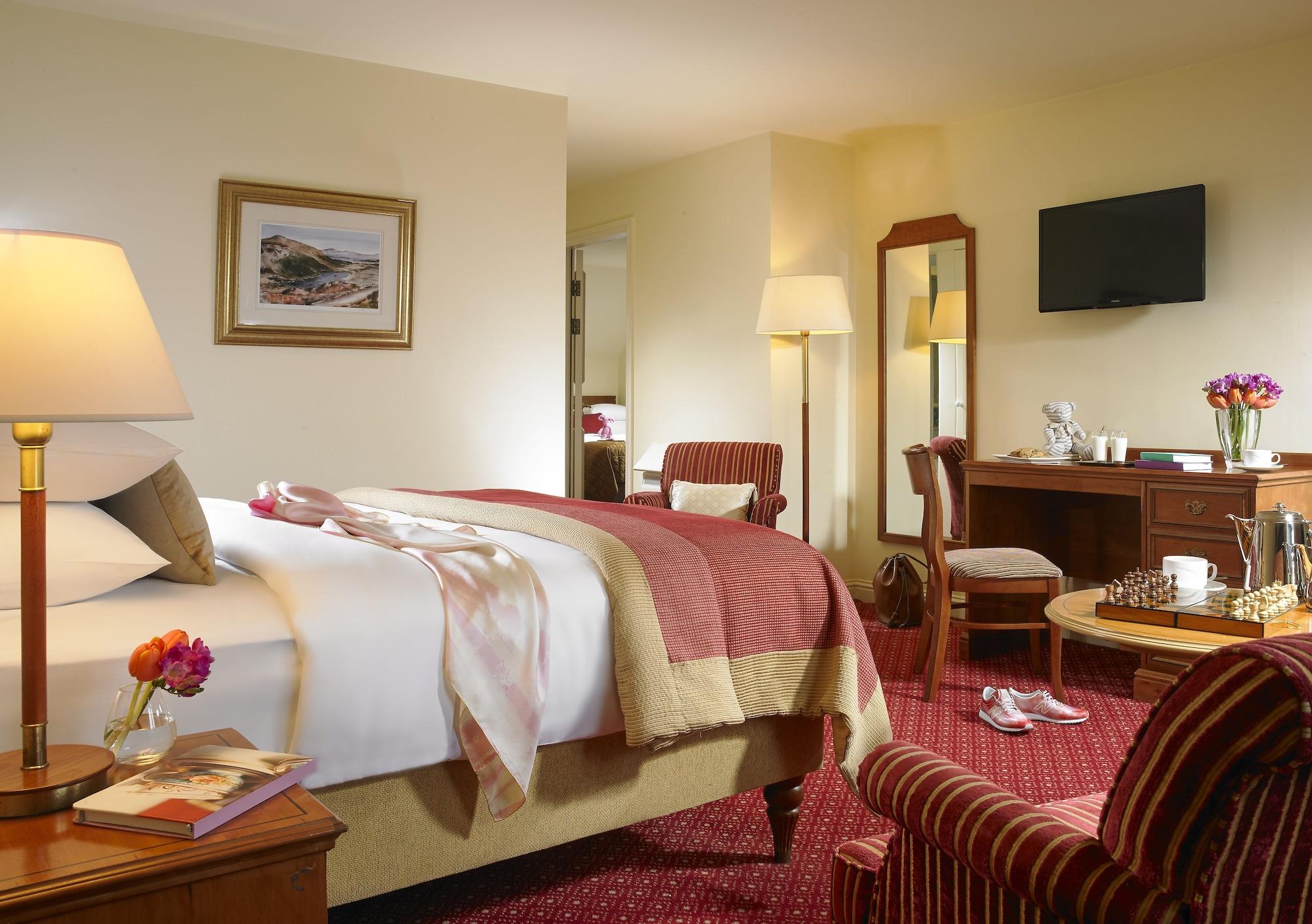 Galway Bay Hotel Conference & Leisure Centre Esterno foto
