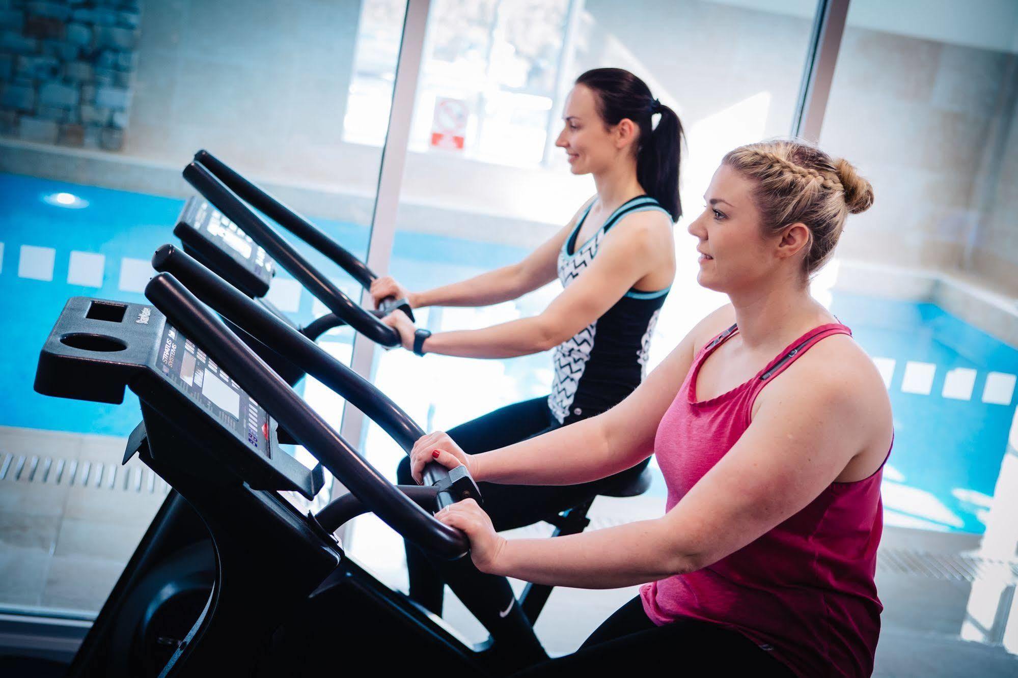 Galway Bay Hotel Conference & Leisure Centre Esterno foto